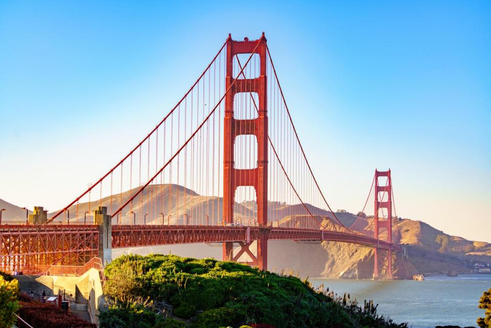 Image of the Golden Gate bridge 